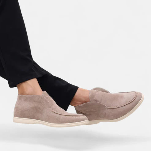 Men’s Suede Moccasin